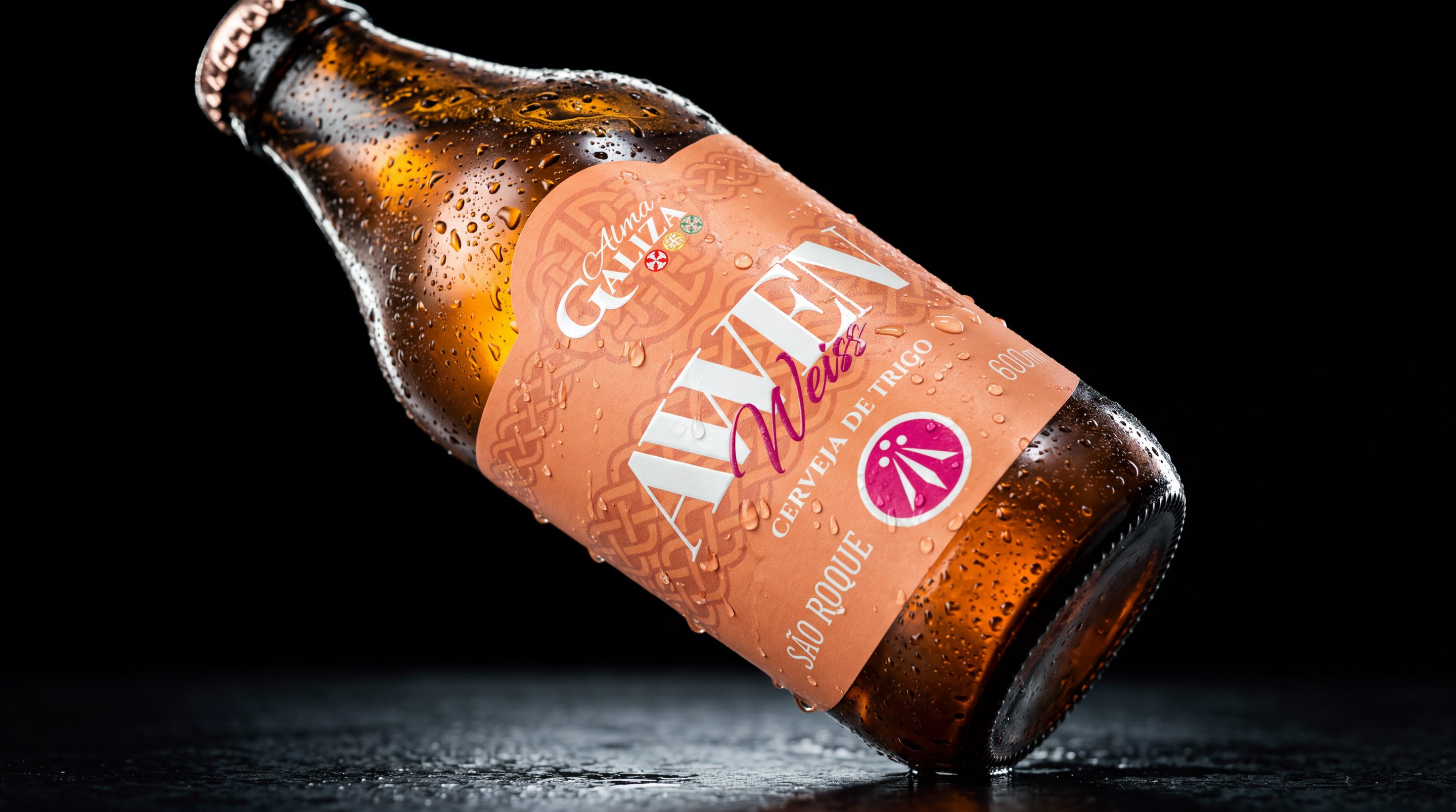 Cerveja Awen Weiss